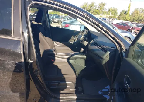 2017 Honda Hr-V Ex из США, поврежденный, VIN 3CZRU6H50HM705172